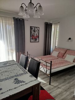 Edina Vendégház143