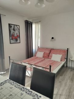 Edina Vendégház144