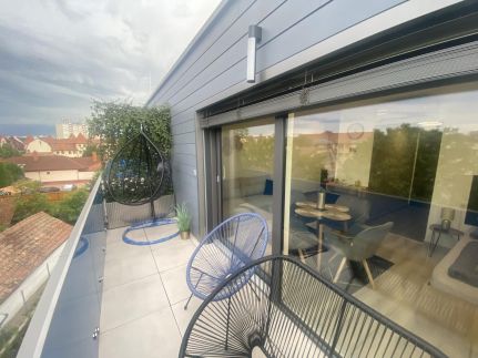 Lake View Penthouse20