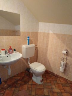 Holiday Apartman28