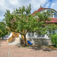 Jázmin Apartmanház