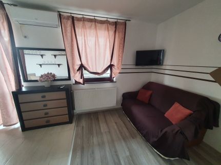 Krisi Apartman9