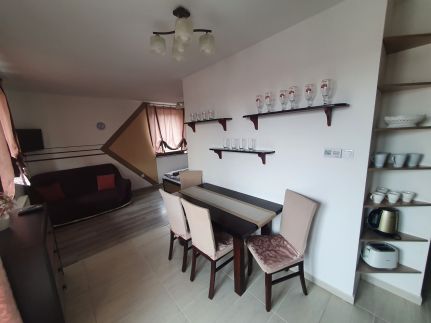 Krisi Apartman3
