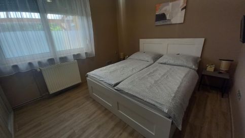 Négy Évszak Vendégház18