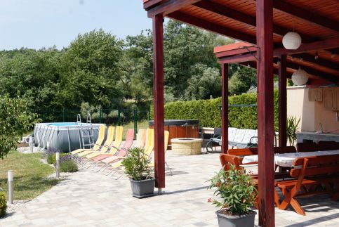 Eplényi Apartmanház37