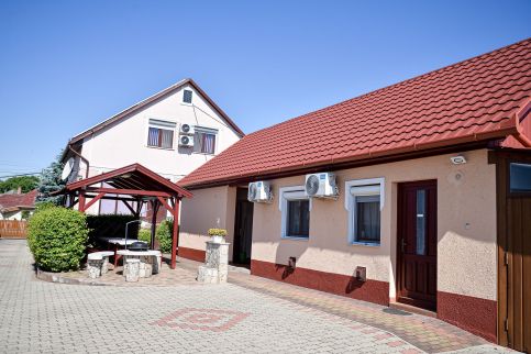 Hajnal Apartman4