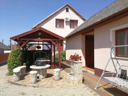 Hajnal Apartman