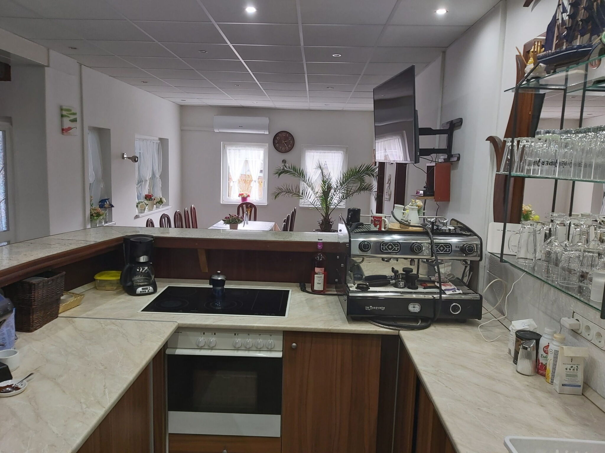 Hullám Apartman és Étterem – Gyenesdiás fotó 21