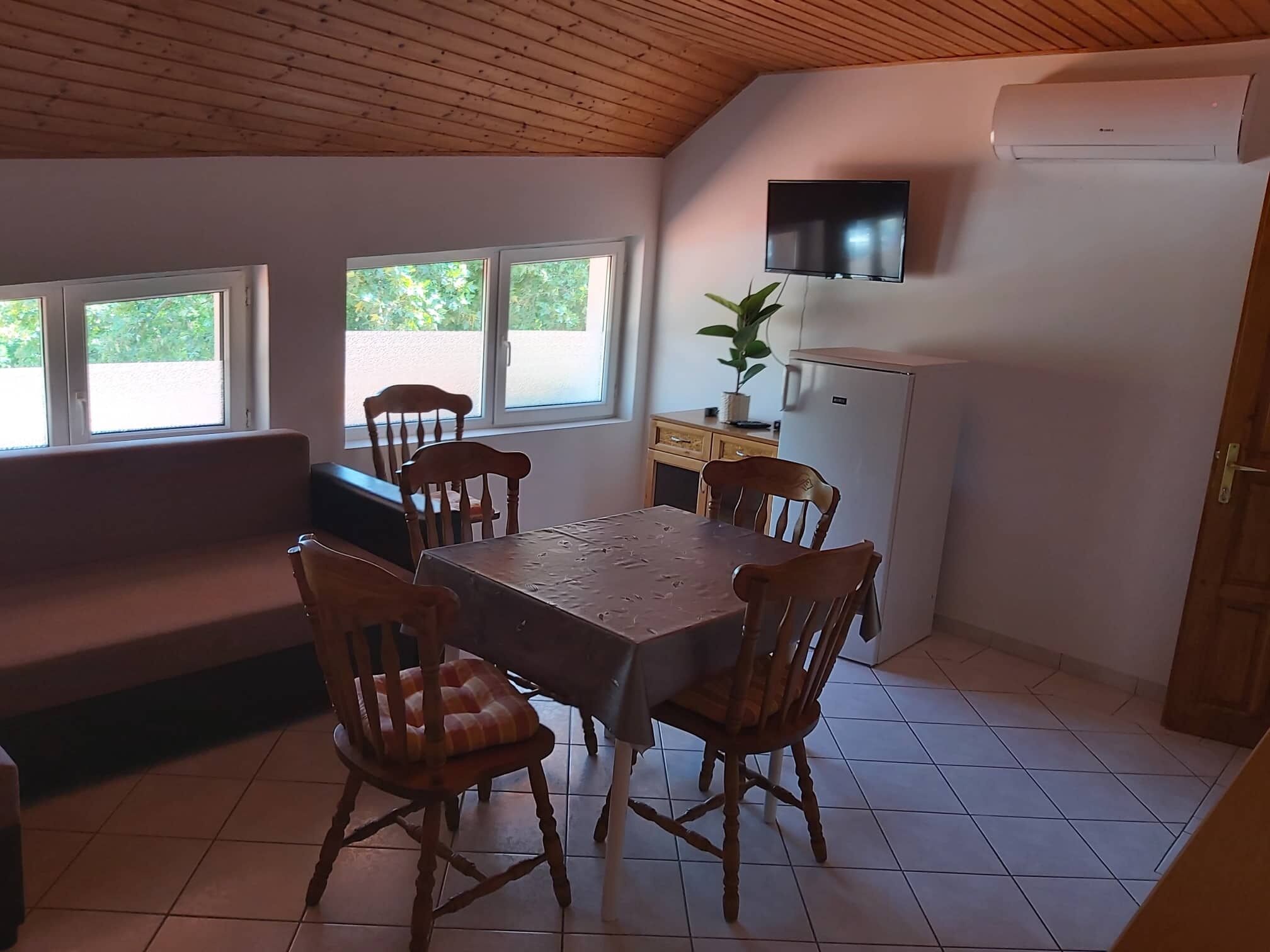Hullám Apartman és Étterem – Gyenesdiás fotó 5