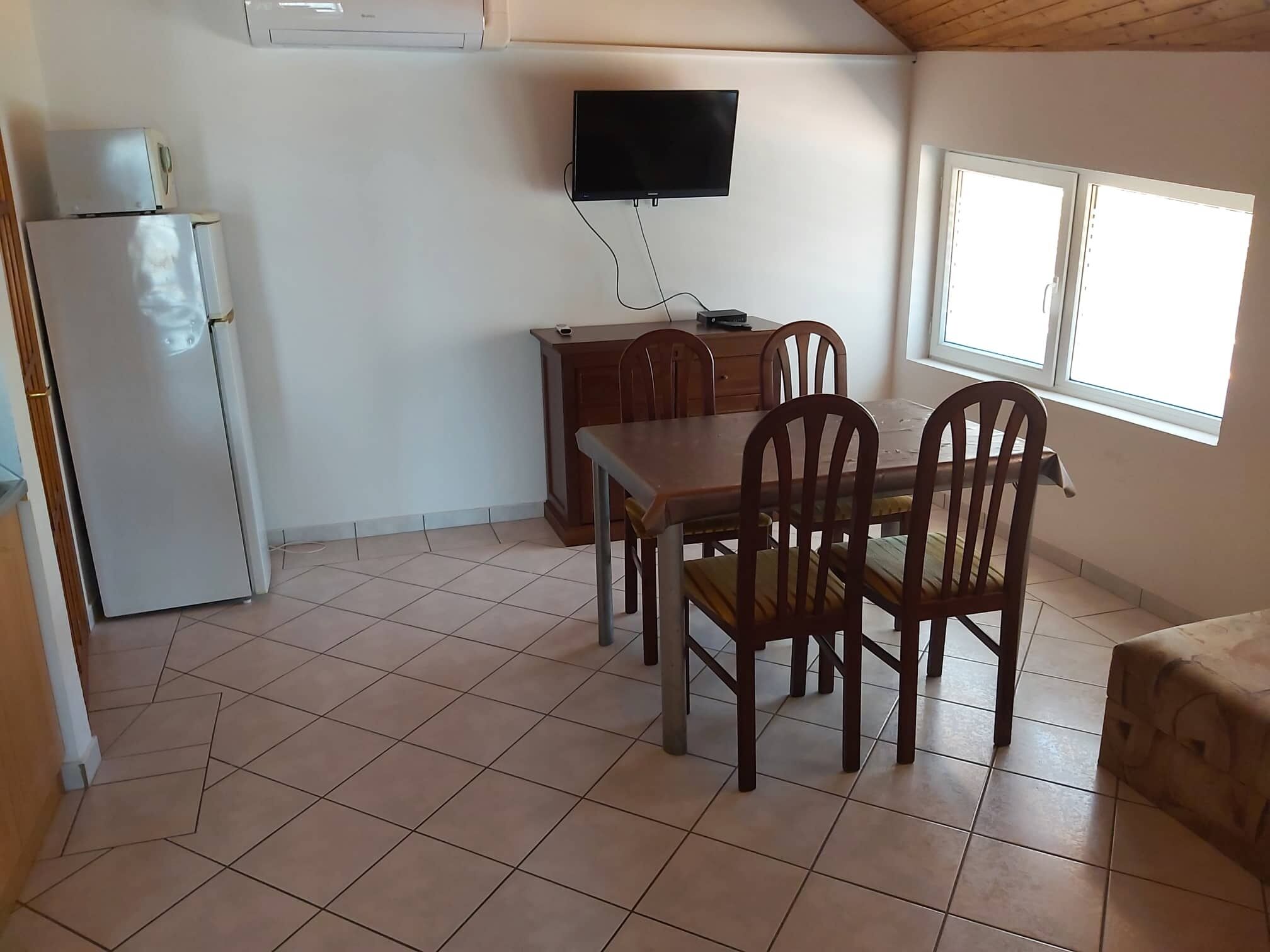 Hullám Apartman és Étterem – Gyenesdiás fotó 10