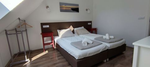 FreshGarden Family Resort Apartman8