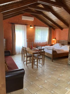 Marcsi Apartmanok11