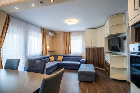 Luxvil Apartman24