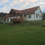 Mecseki Farkasvár Vendégház
