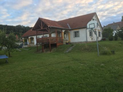 Mecseki Farkasvár Vendégház