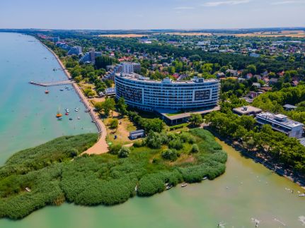 MF Club 218 Panorama Wellness Apartman Siófok17