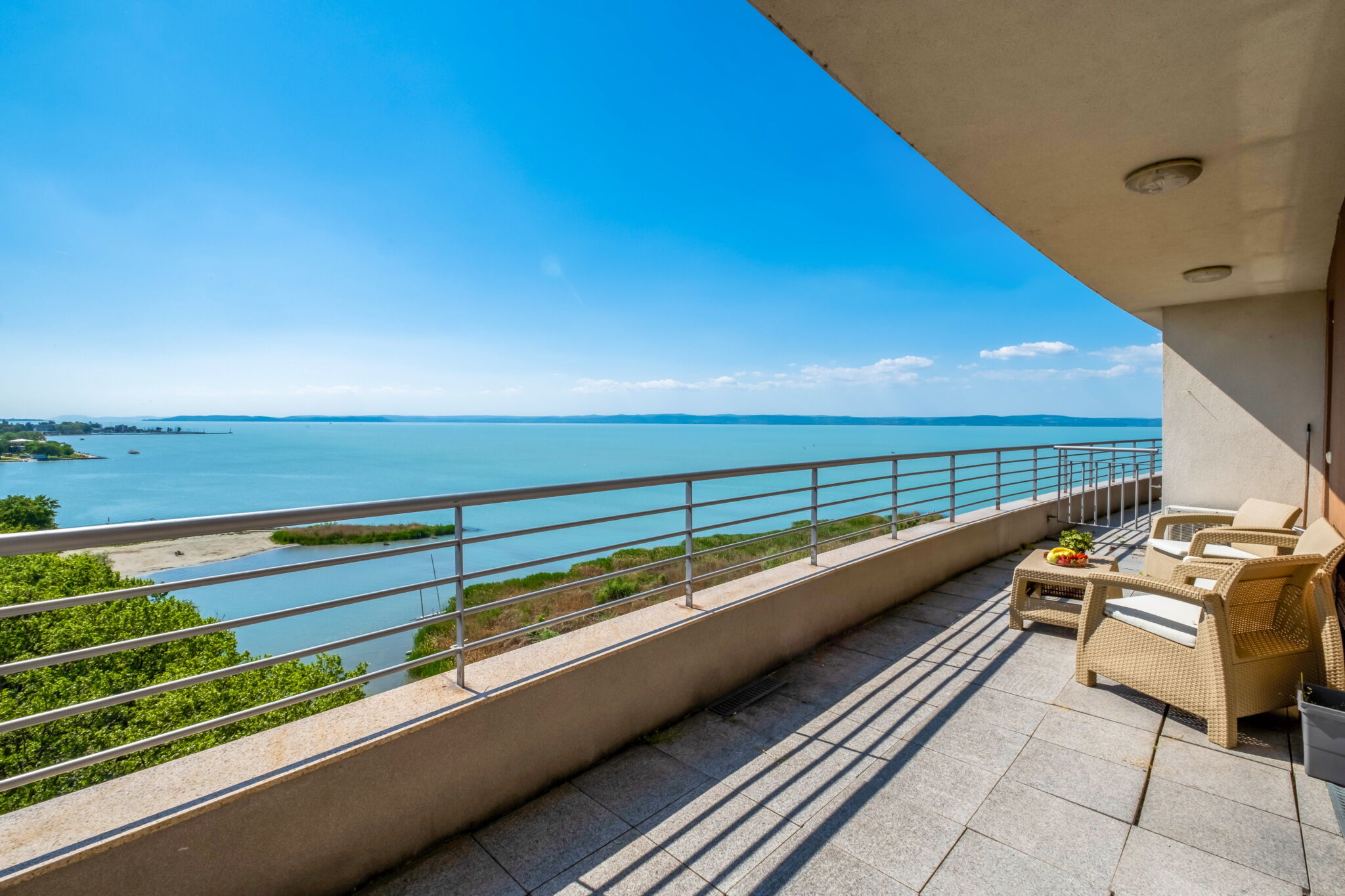 MF Club 218 Panorama Wellness Apartman Siófok – Siófok fotó 14