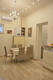 Elegant Apartman7