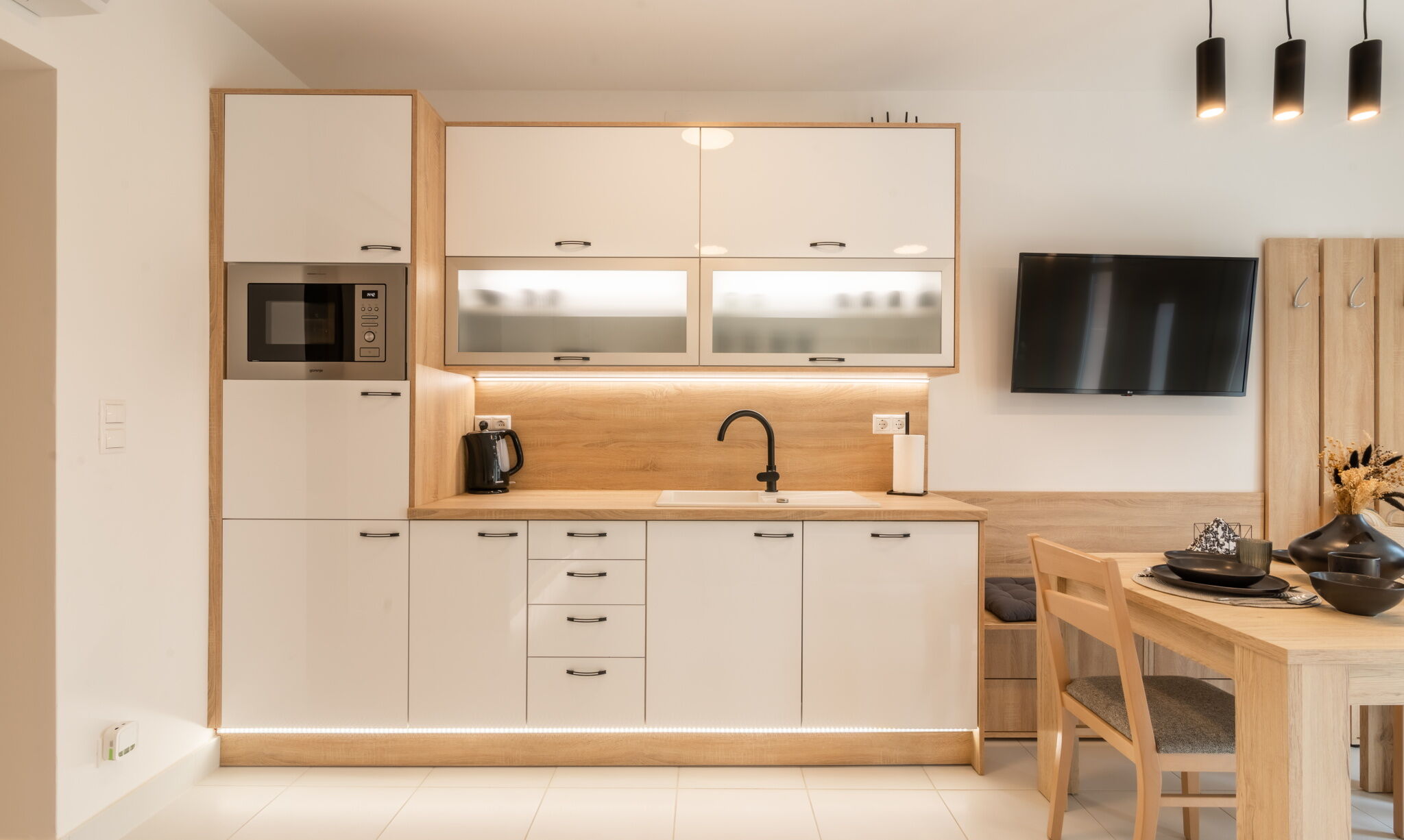 Jégmadár & Fekete Gólya Apartmanok – Mosonmagyaróvár fotó 1