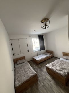 Dream Home Apartman43