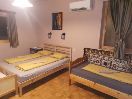 Kincs Apartman és Jurtaszállás53