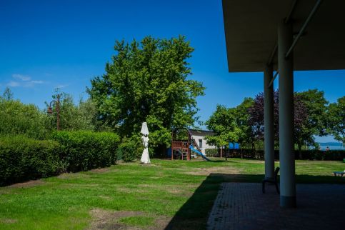 MF Club 218 Belvedere Apartment13