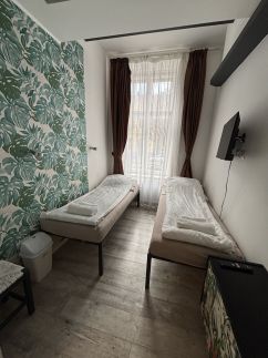 Centrum Wellness Hostel43