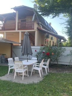 Ádám és Anett Vendégház