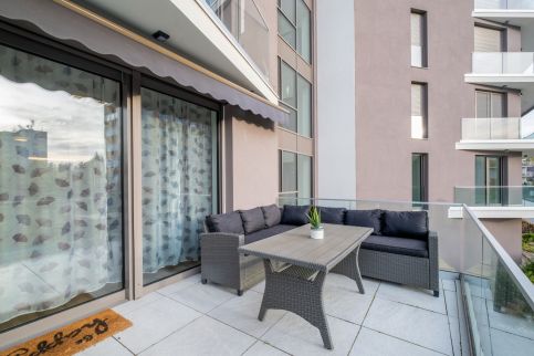 MF Coral Suite Apartment2