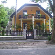Ágnes Apartman