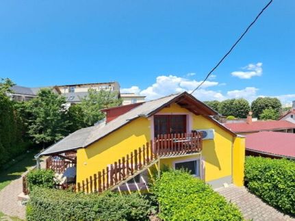 Pink Tulip Apartment House4