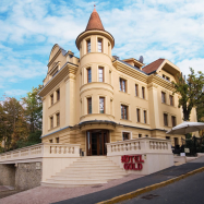 Gold Hotel Wine&Dine Budapest