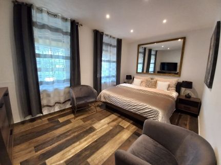 Dr Becsey Luxury Apartman40