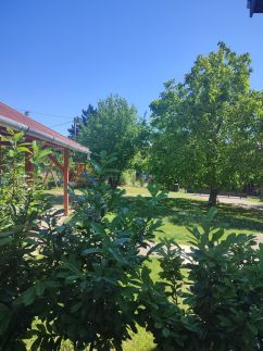 Lake View Fügéskert Apartman18