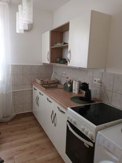 Kata Belvárosi Apartman4