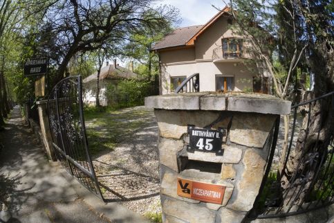 Vicze Apartmanház4
