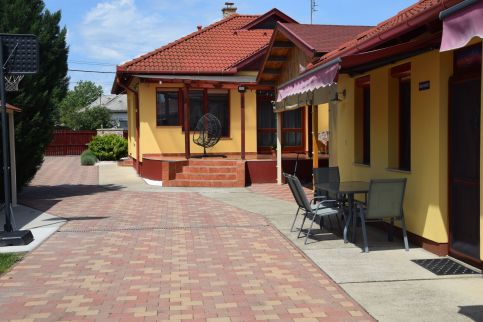 Hajnalsugár Apartman38