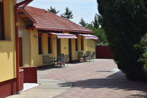 Hajnalsugár Apartman43