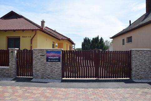 Hajnalsugár Apartman44