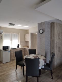 Lilien Apartman3
