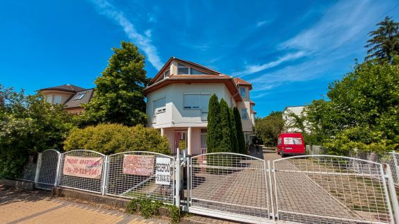 Zaira Apartman