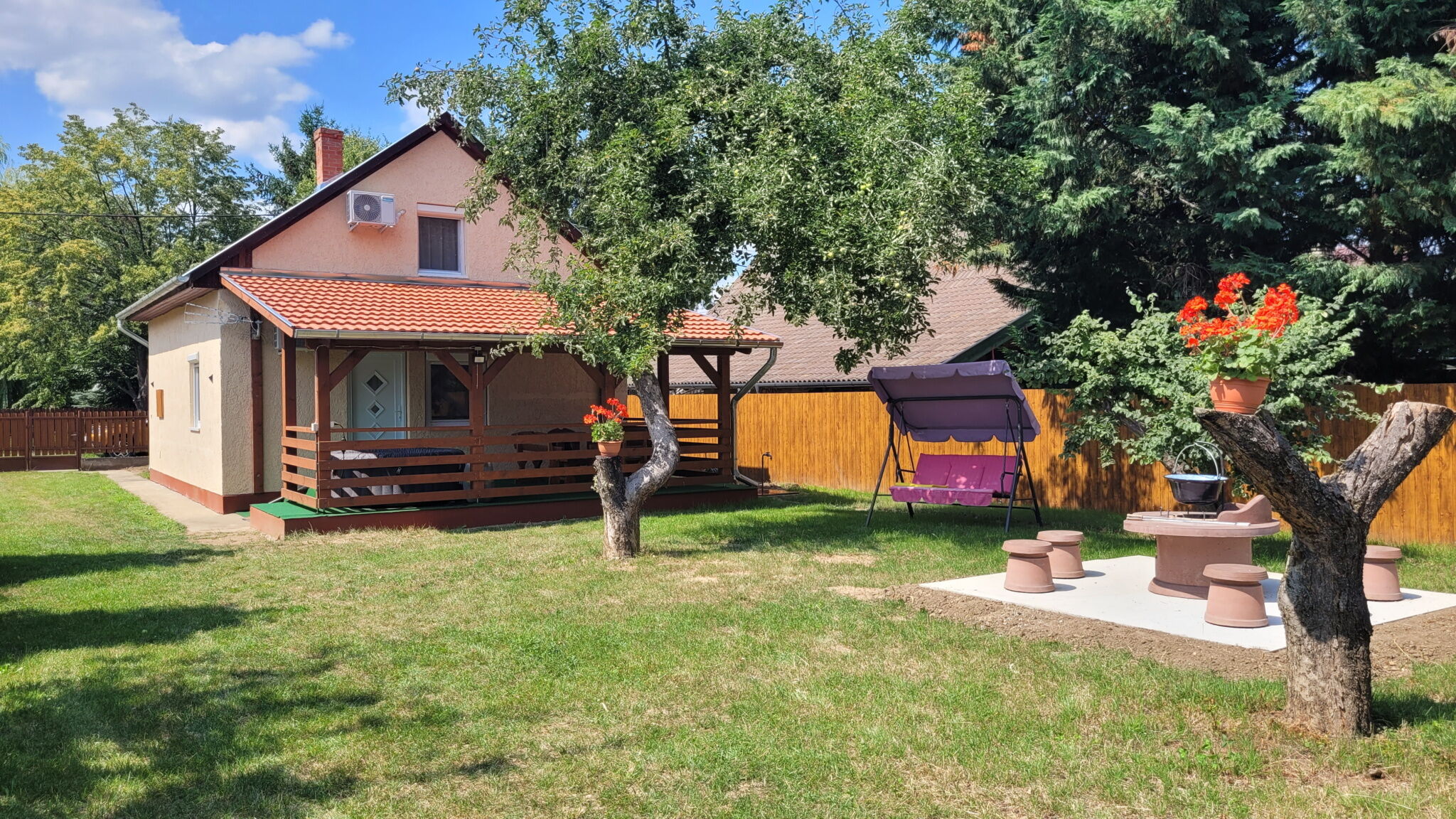 Gyöngyvirág Apartman – Tiszaörs