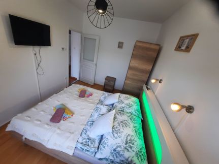 Zöld Béka Apartmanok Kölcsey II.9
