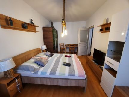 Zöld Béka Apartmanok Kölcsey II.3