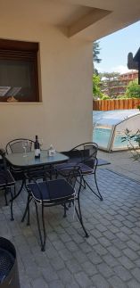 Várlak Apartman***4