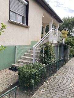 Rózsás Apartman 2