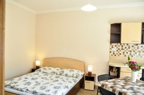 Magyar Apartman III.27