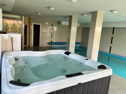 Köztársaság Wellness Apartman8