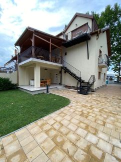 Petőfi 24 Apartmanok2