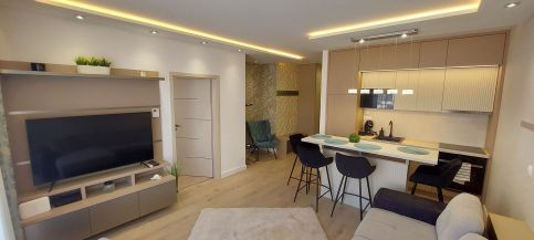 Galerius Home Harmony Gold 1.  Apartman12